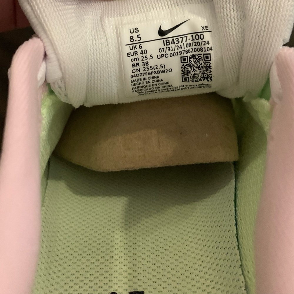 Nike Women's White Running Shoes with Pink and Lime Accents - Picture 6 of 7